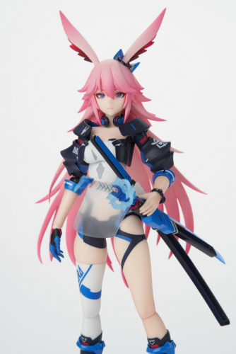 yae sakura apex figure